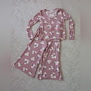 BP Medium Soft Warm Cozy Floral Pink Women's Pajama Set Crop Leg